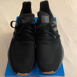 ❌SOLD ON MERCARI❌ Men’s Adidas Swift Run Shoes